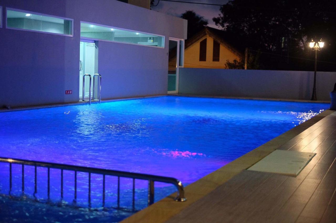 Blue Orchids Hotel Hat Yai Esterno foto